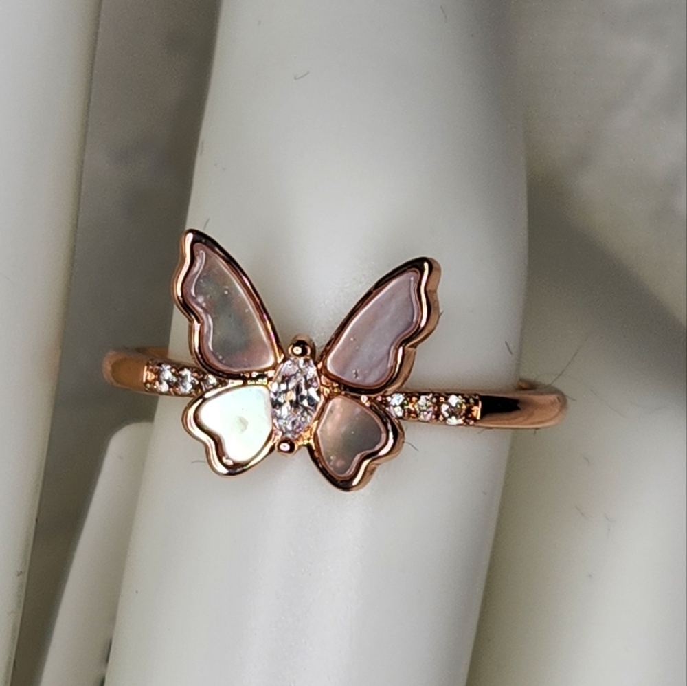 Sz.8 Single Butterfly 🦋 Ring